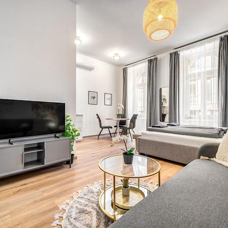 Bazilika-D45 Premium Suites بودابست المظهر الخارجي الصورة